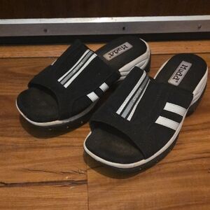 Kuda Black and White Slide Sandals